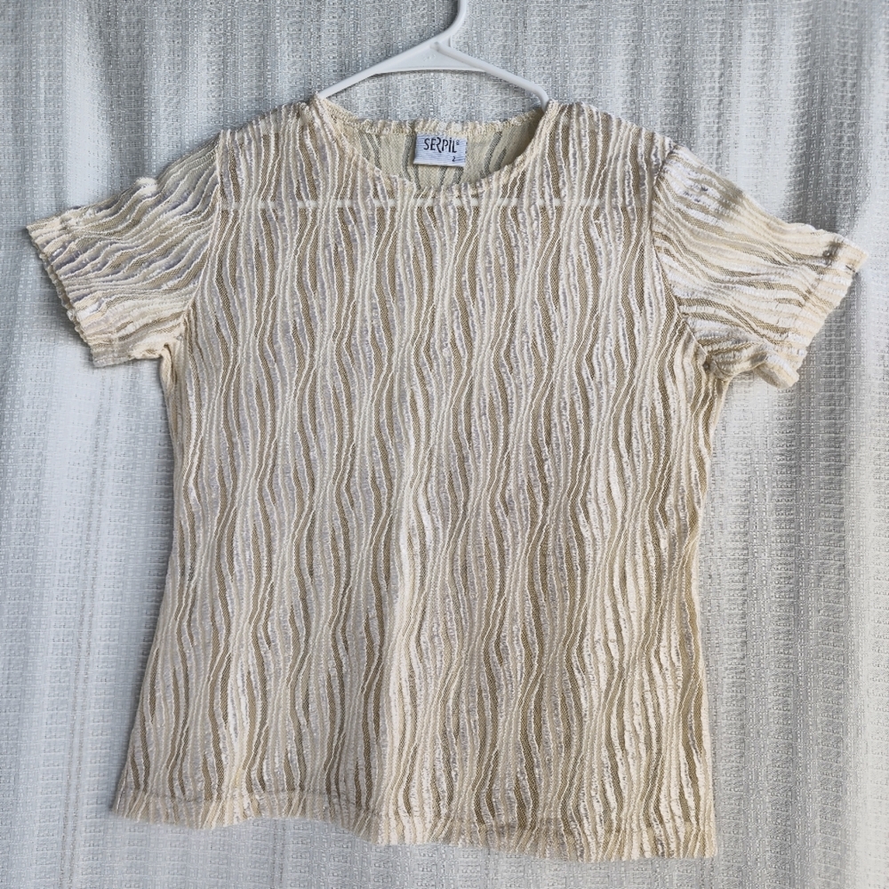 NWOT  VINTAGE CREAM WITH SHIMMERING WHITE THREADS SHORT SLEEVED TOP - SIZE 2